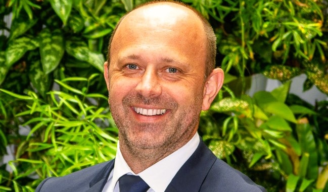 Pogovori oooZnanost! – Raziskovalci med nami:  Vmesniki možgani-stroj: Most med naravno in umetno inteligenco.